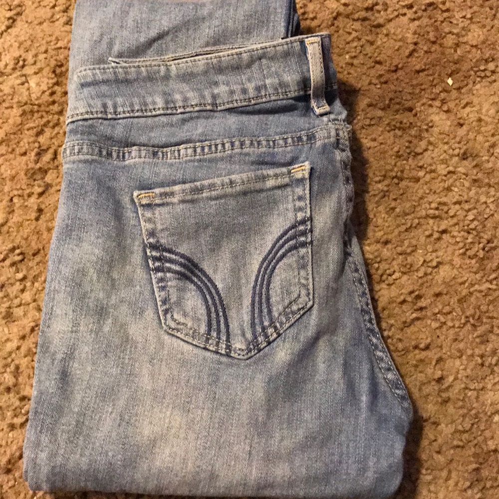 Hollister 5R